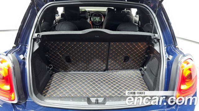 Mini Cooper 2017 — photo 20