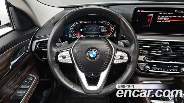 BMW Gran Turismo 2022 — photo 19