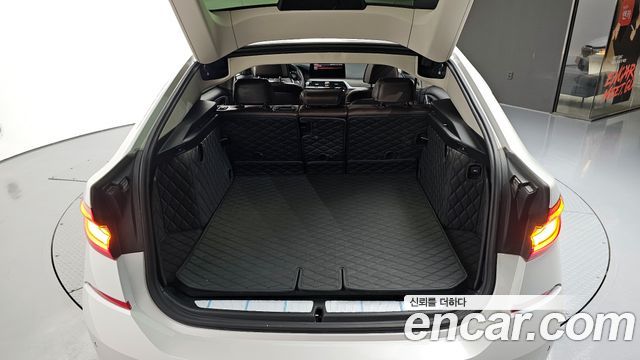 BMW Gran Turismo 2022 — photo 30
