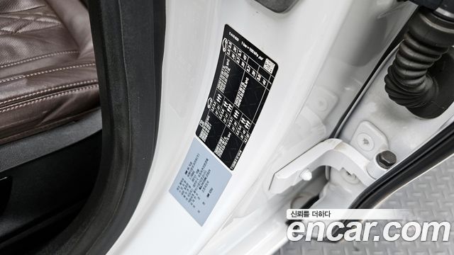 BMW Gran Turismo 2022 — photo 34