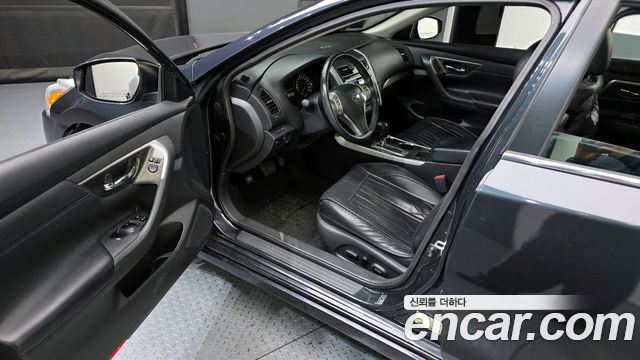 Nissan Altima 2015 — photo 10