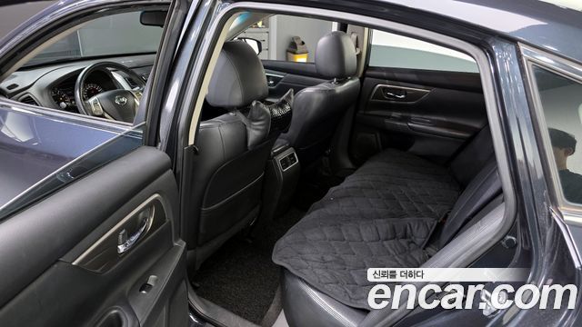 Nissan Altima 2015 — photo 11