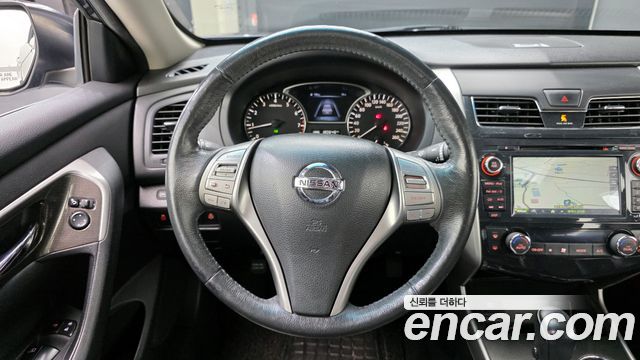 Nissan Altima 2015 — photo 13