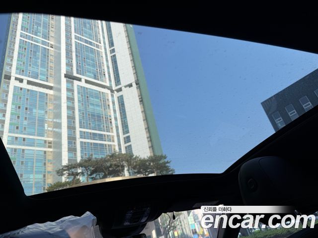 Mercedes-Benz GLE-Class 2023 — photo 13
