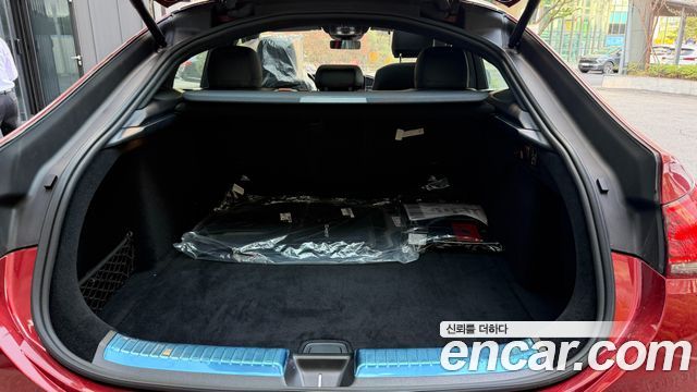 Mercedes-Benz GLE-Class 2023 — photo 17