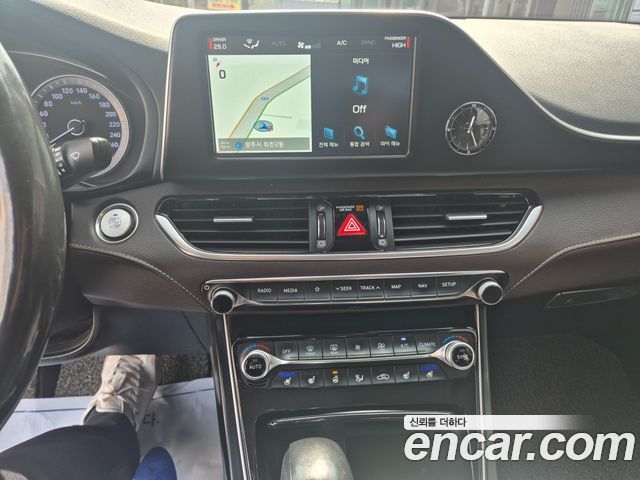 Hyundai Grandeur 2019 — photo 16