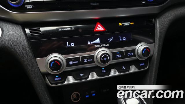 Hyundai AVANTE 2019 — photo 22