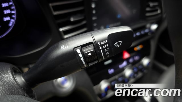 Hyundai AVANTE 2019 — photo 24