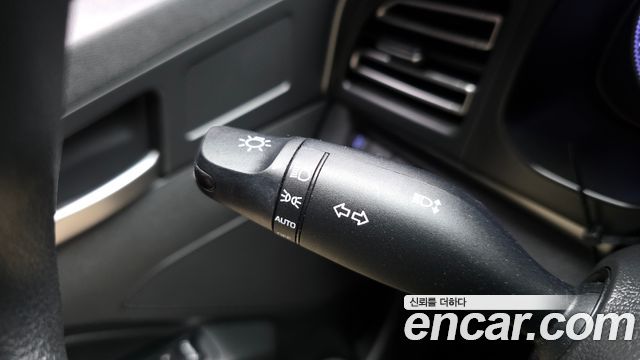 Hyundai AVANTE 2019 — photo 27