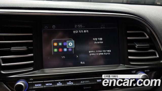 Hyundai AVANTE 2019 — photo 31