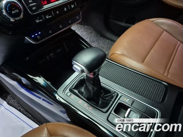 Kia Sorento 2018 — photo 8