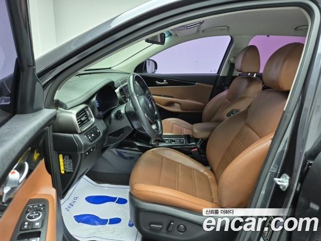 Kia Sorento 2018 — photo 11