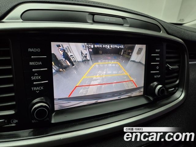 Kia Sorento 2018 — photo 14