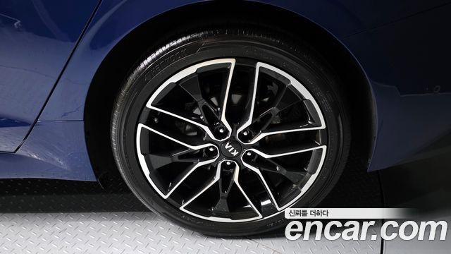 Kia K5 2020 — photo 5
