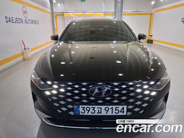 Hyundai Grandeur 2022 — photo 1