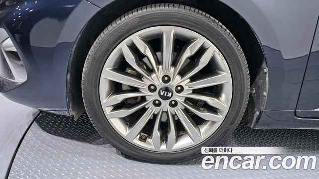 Kia K7 2020 — photo 5