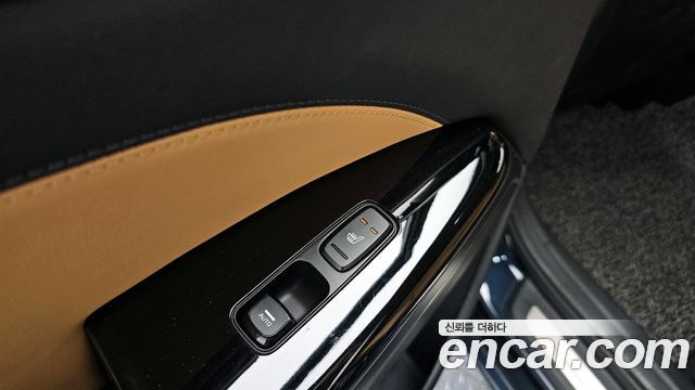 Kia K7 2020 — photo 24