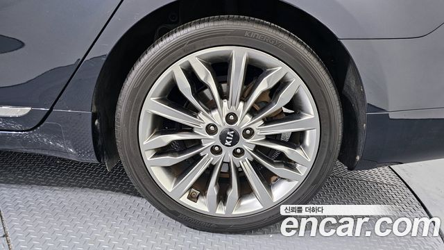 Kia K7 2020 — photo 7