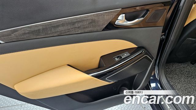 Kia K7 2020 — photo 15