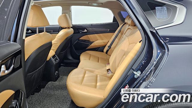 Kia K7 2020 — photo 16