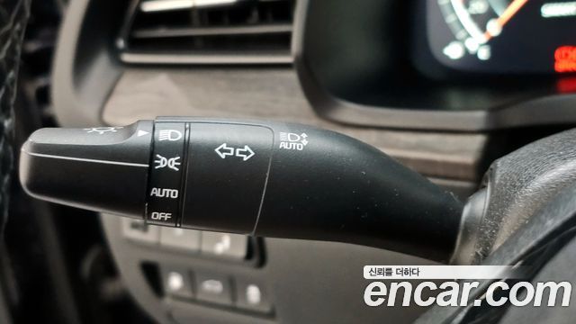 Kia K7 2020 — photo 30