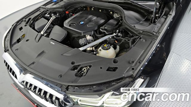 BMW Gran Turismo 2023 — photo 6