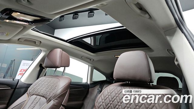 BMW Gran Turismo 2023 — photo 24