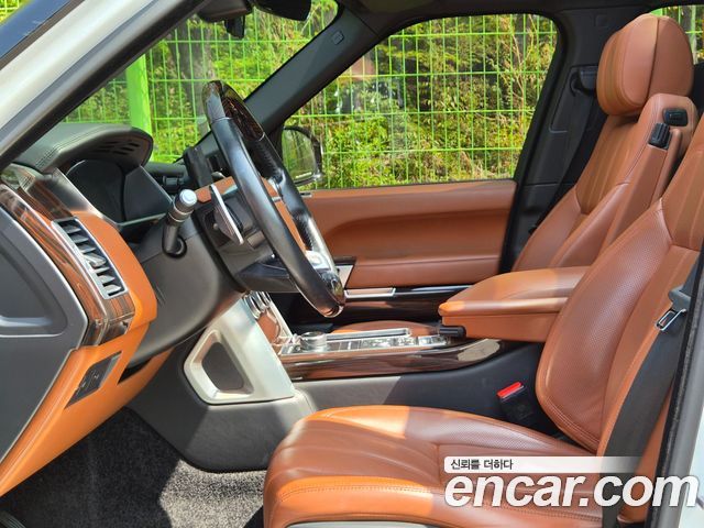 Land Rover Range Rover 2017 — photo 11