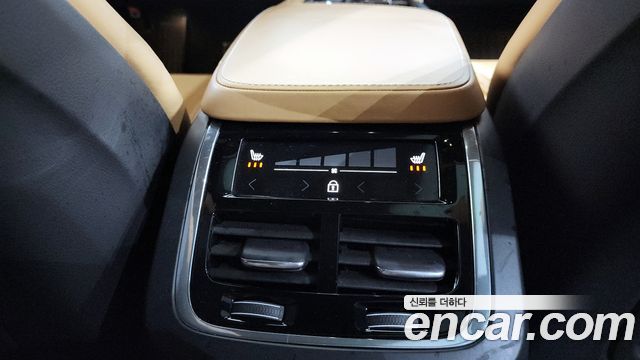 Volvo V90 2019 — photo 31