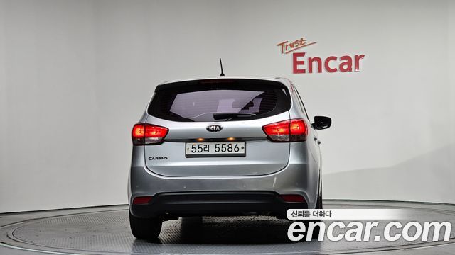 Kia Carens 2014 — photo 4