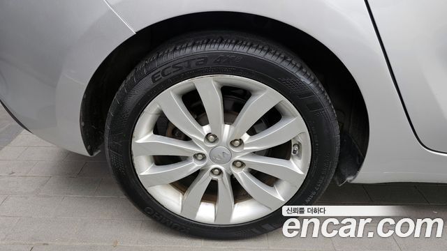 Kia Carens 2014 — photo 5