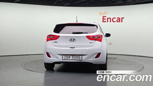 Hyundai i30 2013 — photo 4