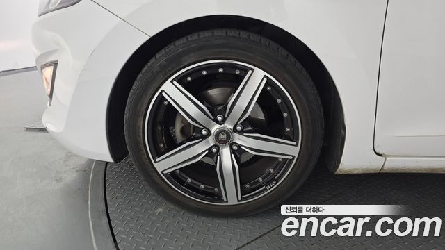 Hyundai i30 2013 — photo 5