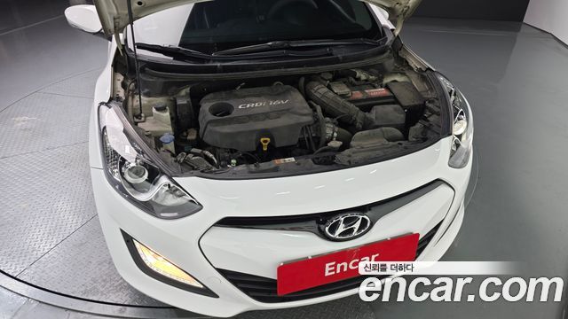 Hyundai i30 2013 — photo 6