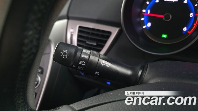 Hyundai i30 2013 — photo 17