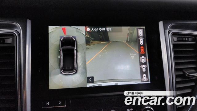 Porsche Macan 2017 — photo 14