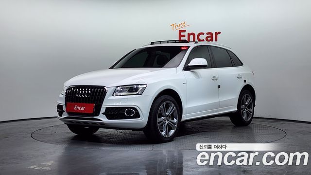 Audi Q5 2015 — photo 1