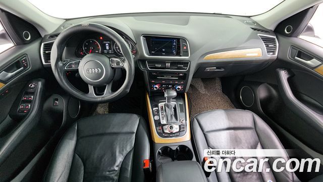 Audi Q5 2015 — photo 7