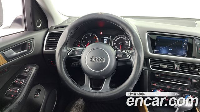 Audi Q5 2015 — photo 12