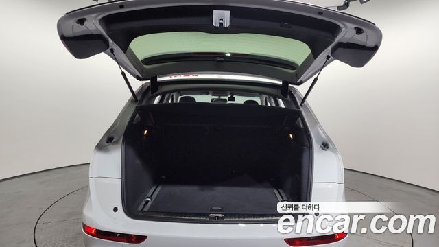 Audi Q5 2015 — photo 20
