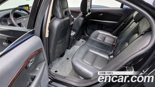 Volvo S80 2009 — photo 12