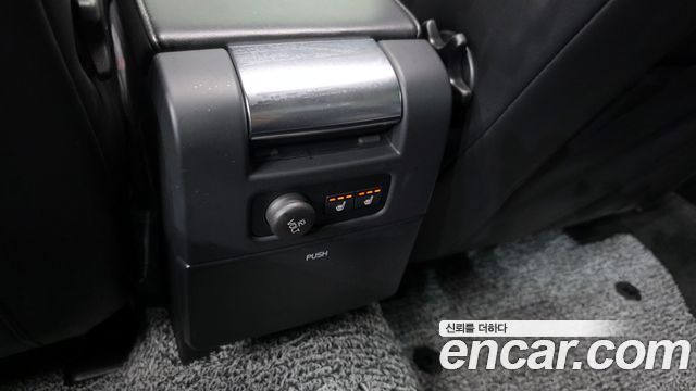 Volvo S80 2009 — photo 18
