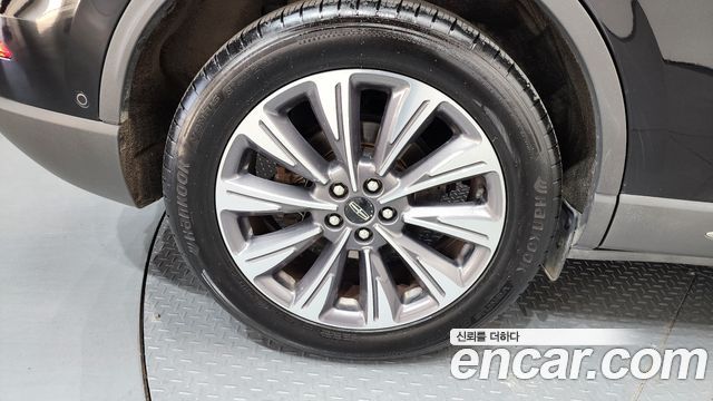 Lincoln Corsair 2020 — photo 5
