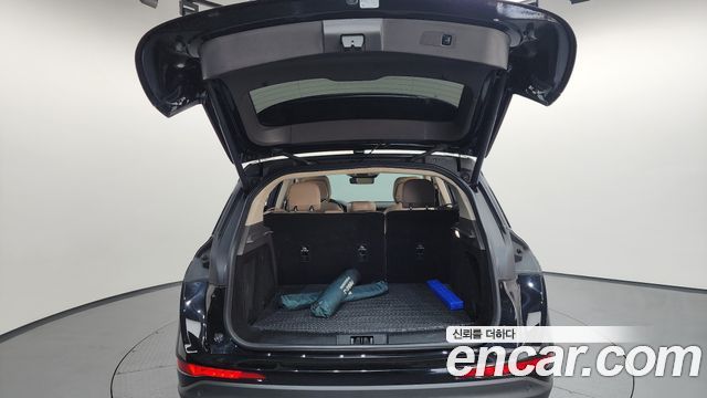 Lincoln Corsair 2020 — photo 20