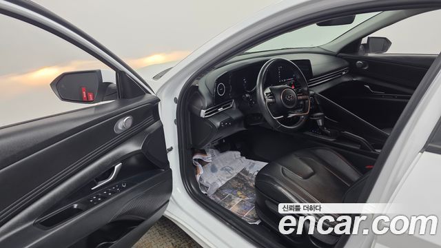 Hyundai AVANTE 2023 — photo 10
