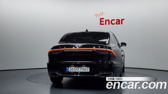 Hyundai Grandeur 2022 — photo 4