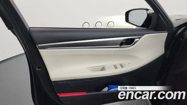 Hyundai Grandeur 2022 — photo 14