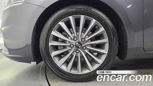 Kia K7 2017 — photo 5