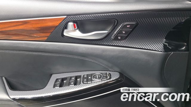 Kia K7 2017 — photo 19