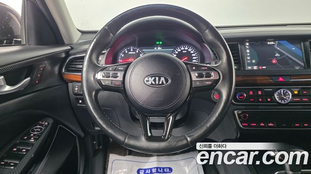 Kia K7 2017 — photo 23
